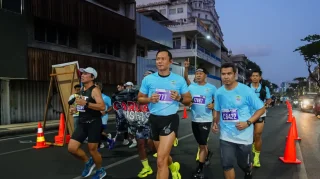 Maraton Surabaya Menggerakkan Ekonomi tetapi Keselamatan dan Akses Jalan Menuntut Evaluasi