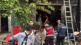 Dua Pemuda Tewas dalam Kebakaran Matraman, Polisi Ungkap Sumber Api