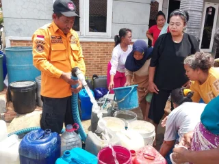 35 Ribu Warga Bandung Barat Terdampak Kekeringan: Bantuan Air Menjawab Kebutuhan Hari Ini